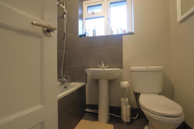 Family Bathroom/ WC