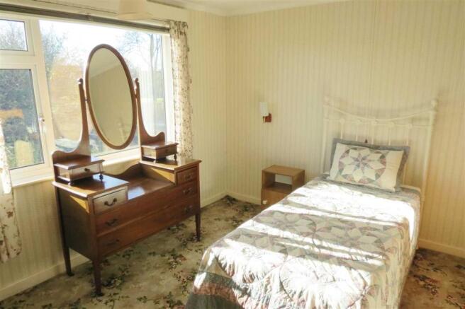 Bedroom 2: