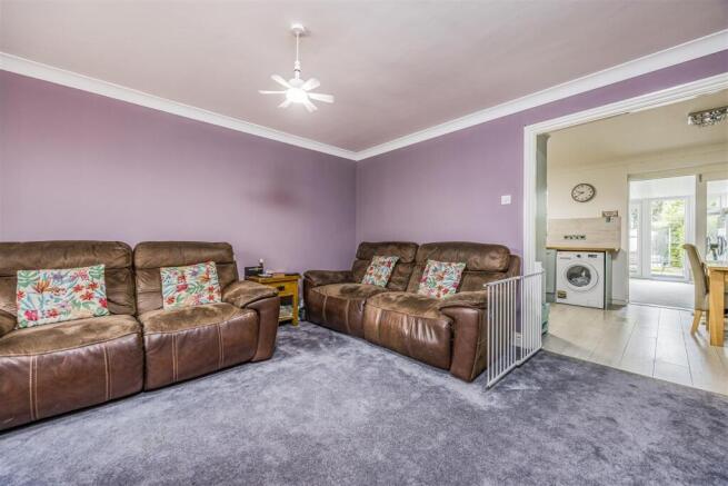 29 Forsythia Close, Havant-PorticoMarketing-Nexa-1
