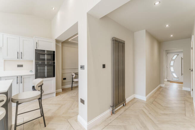 3 bed Semi-Detached for sale Image 11
