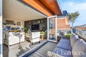 Flat 7, 151a, High Street, Brentwood CM14 4SA