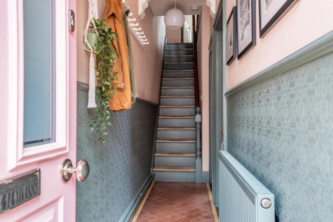 2 bed Terraced for sale Image 8
