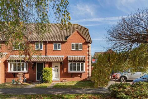 The Highgrove, Bishops Cleeve, Cheltenham, GL52