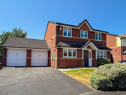 Cricket Close, Garston, L19