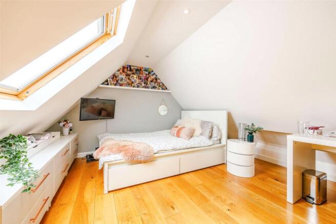 Double Bedroom