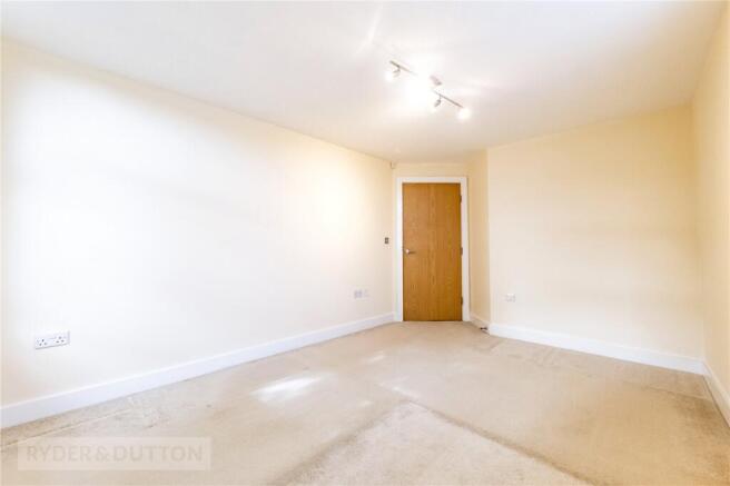 1 bed Apartment for sale Image 8