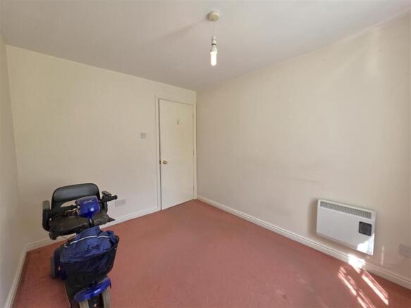 2 bed Apartment for sale Image 7