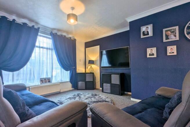 3 bed Semi-Detached for sale Image 5