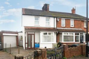 7, Honey Hill Gardens, Bedford MK40 4PA