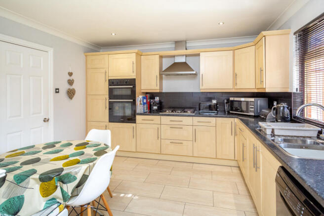 Breakfast Kitchen 1