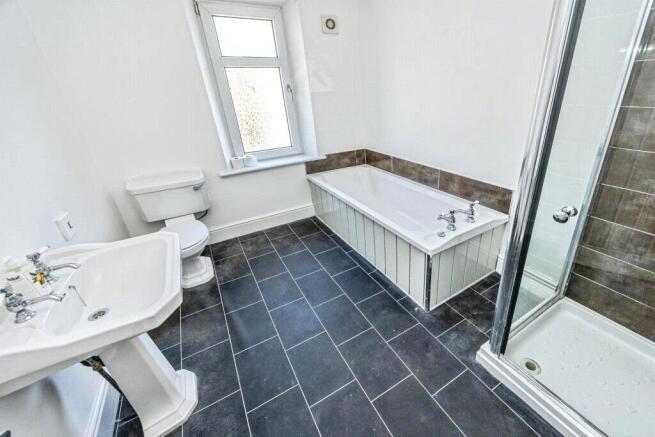 3 bed End of Terrace for sale Image 9