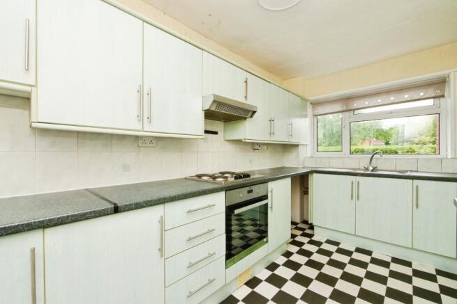 3 bed Semi-Detached for sale Image 5
