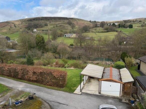 Garage, Carport & Gardens