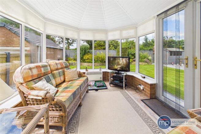 3 bed Bungalow for sale Image 12