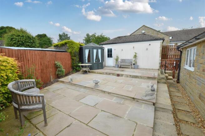 2 bed Detached Bungalow for sale Image 8