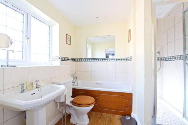 Bath/Shower Room