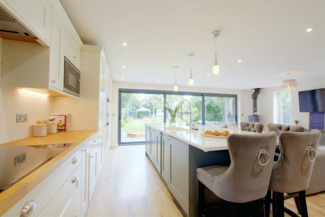 Dining/Living Kitchen