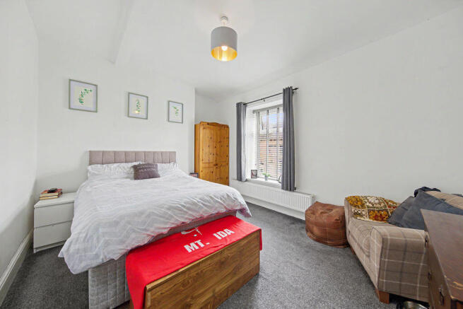 Bed1