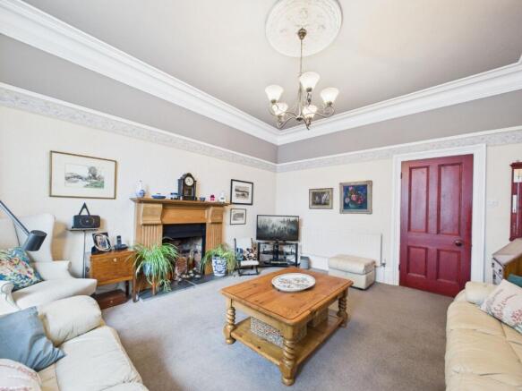 4 bed Semi-Detached for sale Image 12