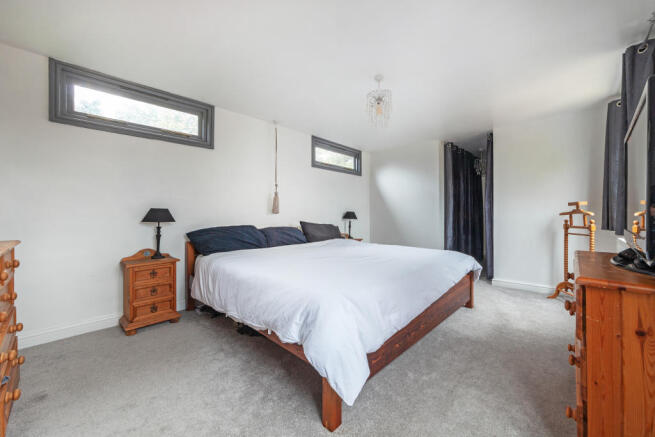 Master bed