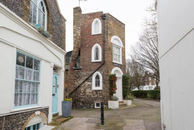 Photo 16