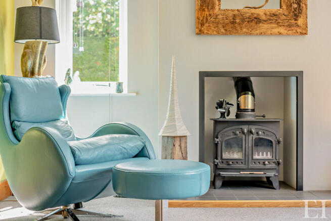 8609248-interiorW...