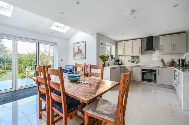 88a Blackthorn Cr...