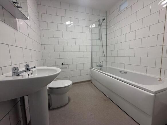 F2 Bathroom.jpg