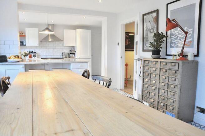 Kitchen/Diner/...