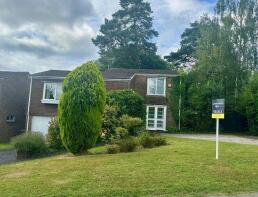 2, Estcots Drive, East Grinstead RH19 3DA