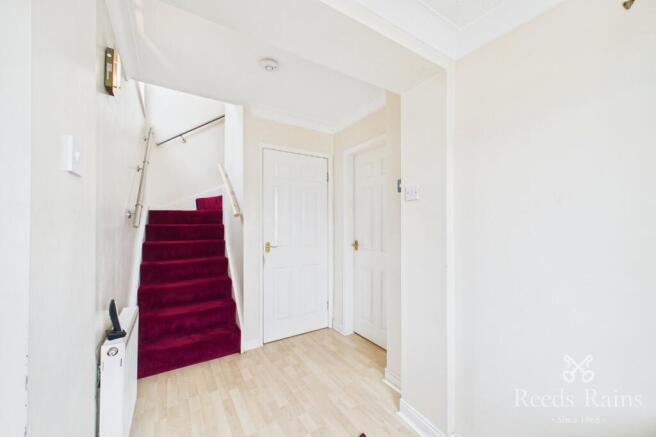 3 bed Link Detached House for sale Image 12