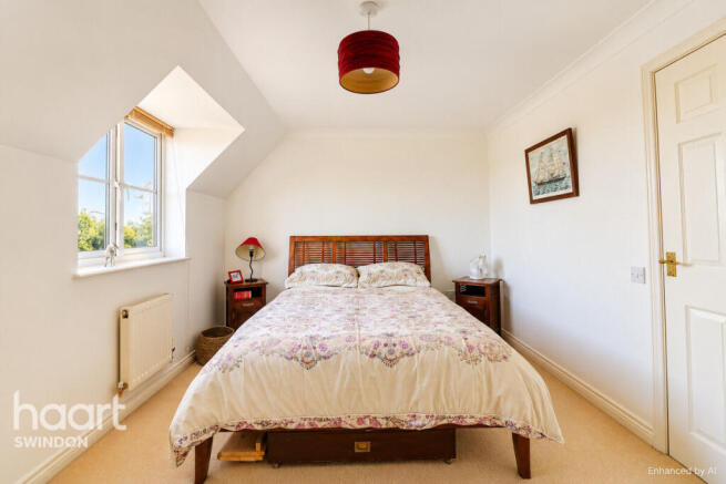 Marsh Farm Lane, Swindon photo 4
