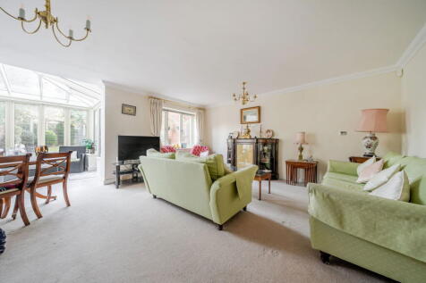 Tannery Gardens, Lingfield, RH7 6GF