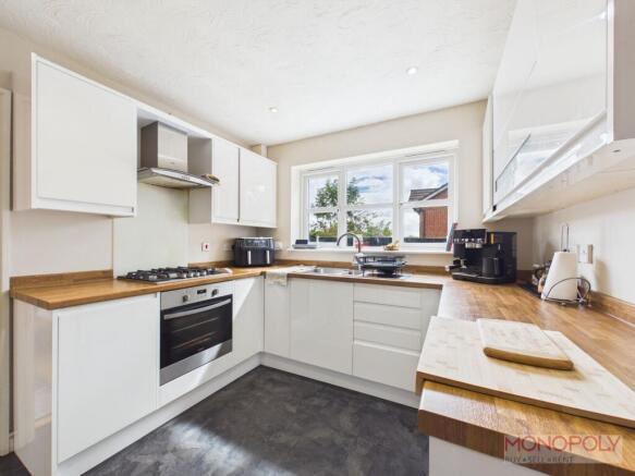 Kitchen/Breakfast Room