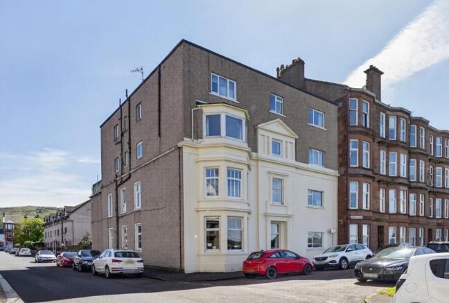 flat g1, st. johns court, largs _02.jpg