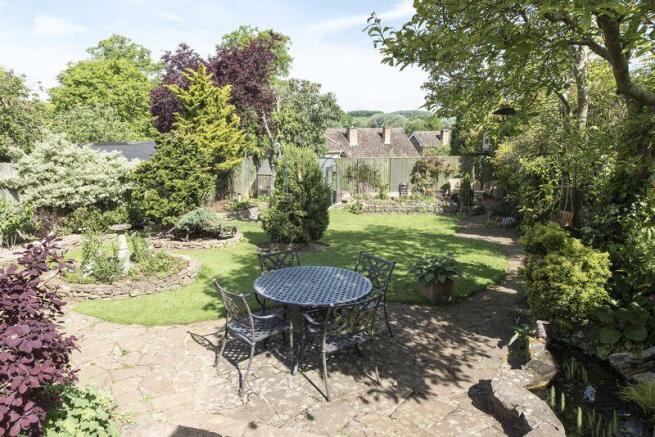Rear garden patio