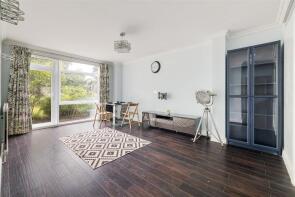 Flat 16, Ferndown, Woodford Road, South Woodford, London E18 2ED