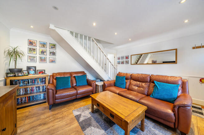 1431598-5-69bbfea...