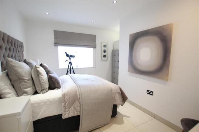 2 bed Apartment for sale Image 5