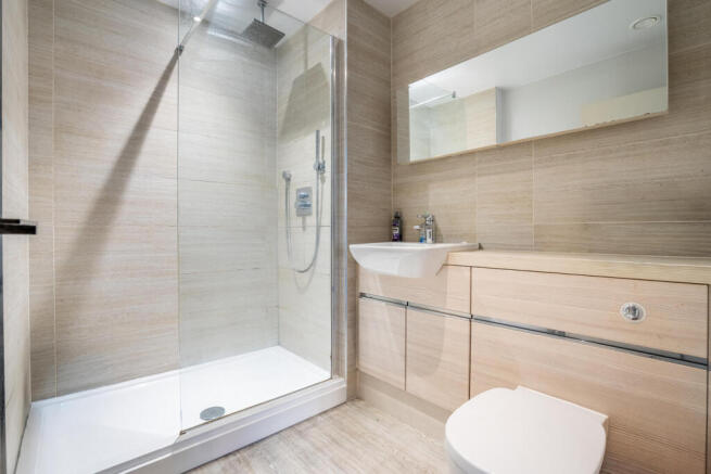 2 bed Apartment for sale Image 9