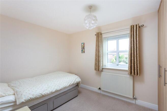 5 bed Detached for sale Image 11