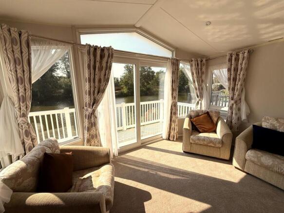 Little Lakeland Caravan Park, Wortwell, Harleston photo 5