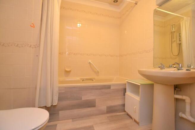 Photo 7