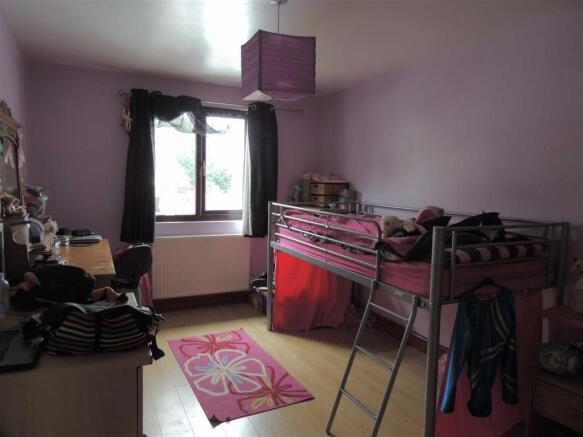 Bedroom: