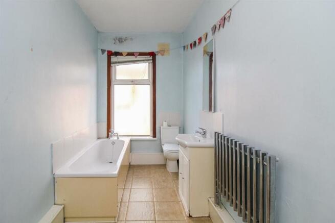 BATHROOM/W.C.