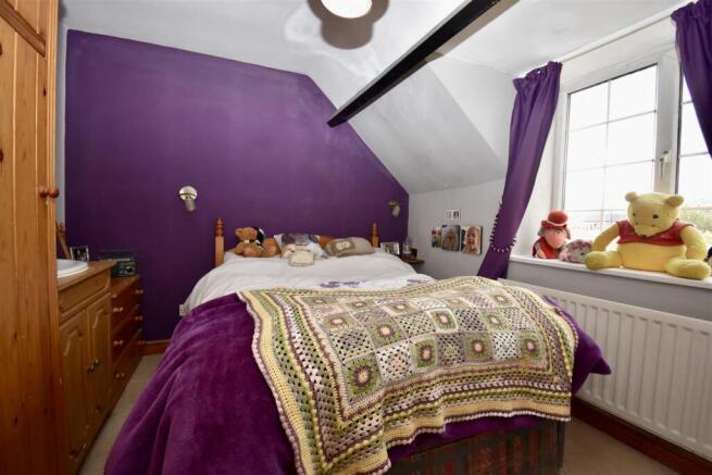 2 bed Cottage for sale Image 8