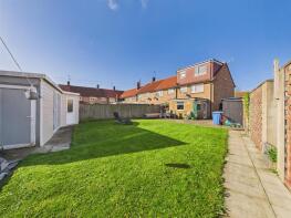 43, Meadow Road, Bridlington YO16 4TB