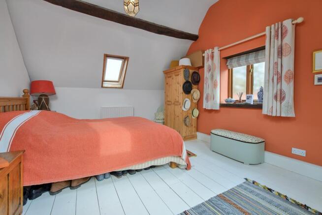 BEDROOM 1
