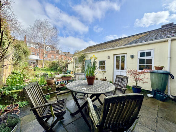 Devonshire Place, Exeter, EX4 photo 5