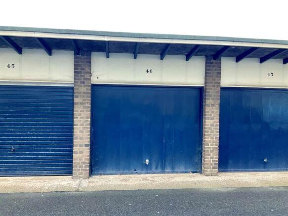Garage.jpg